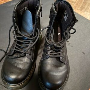 Black Leather size 13 kids Dr martens